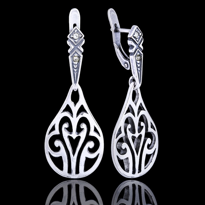 Серьги "Жиразель мод.", цвет белый в чернёном серебре