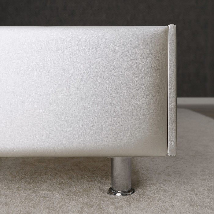 Кровать «Монблан» с ПМ, 140 х 200 см, ортопедическое основание, экокожа, цвет белый