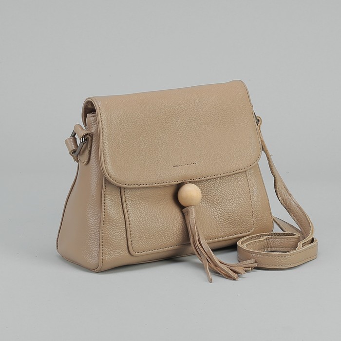 Сумка женская, отдел с перегородкой на молнии, 2 наружных кармана, цвет бежевый