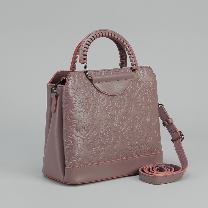 Сумка женская, 3 отдела на молнии, наружный карман, длинный ремень, цвет пудровый