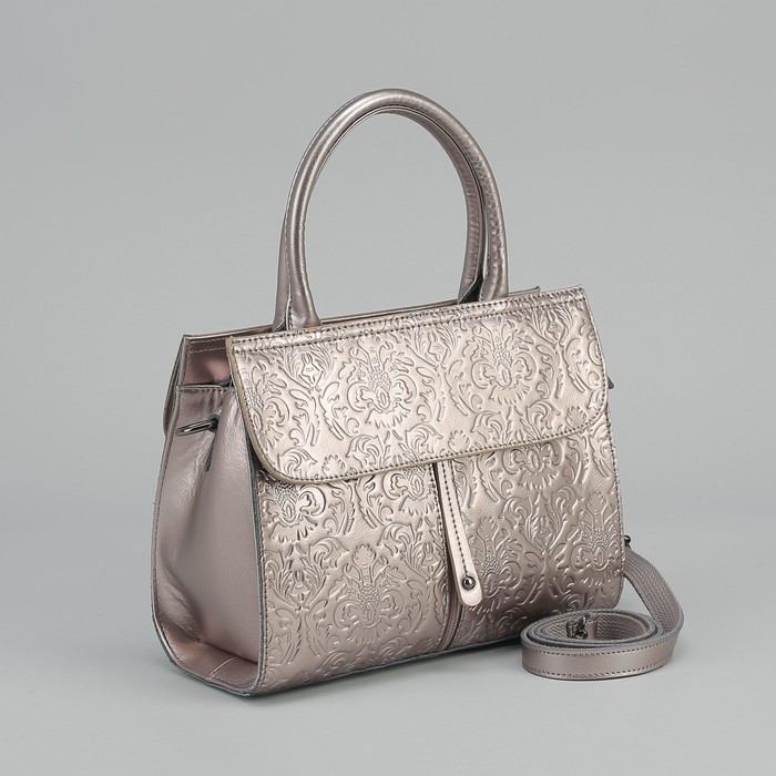 Сумка женская, отдел на молнии, 2 наружных кармана, длинный ремень, цвет бронзовый