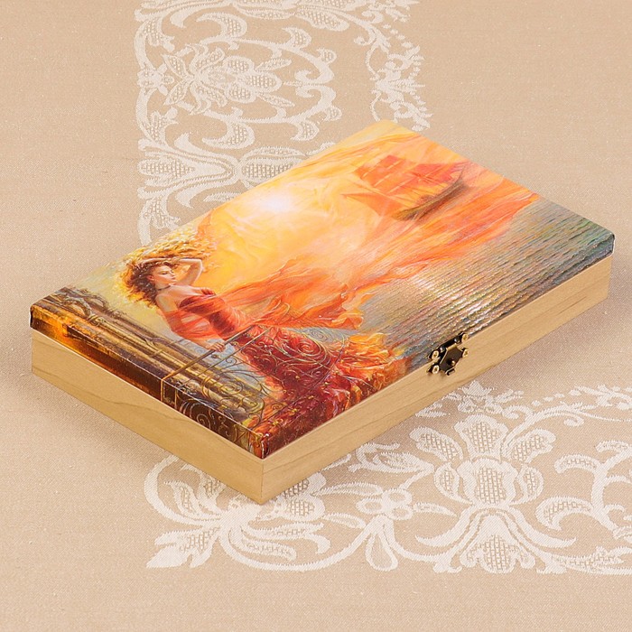 Купюрница-шкатулка "Девушка на берегу", 25х15х3,5 см, светлая