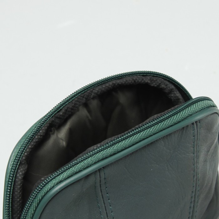 Косметичка простая, 1 отдел на молнии, цвет зелёный