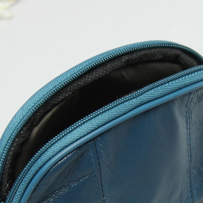 Косметичка простая, 1 отдел на молнии, цвет синий