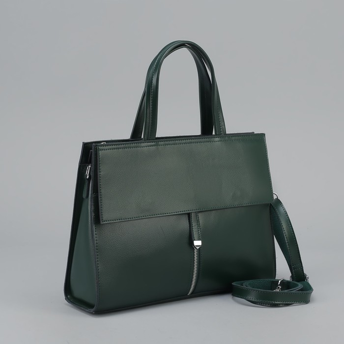 Сумка женская, отдел с перегородкой на молнии, 3 наружных кармана, длинный ремень, цвет зелёный