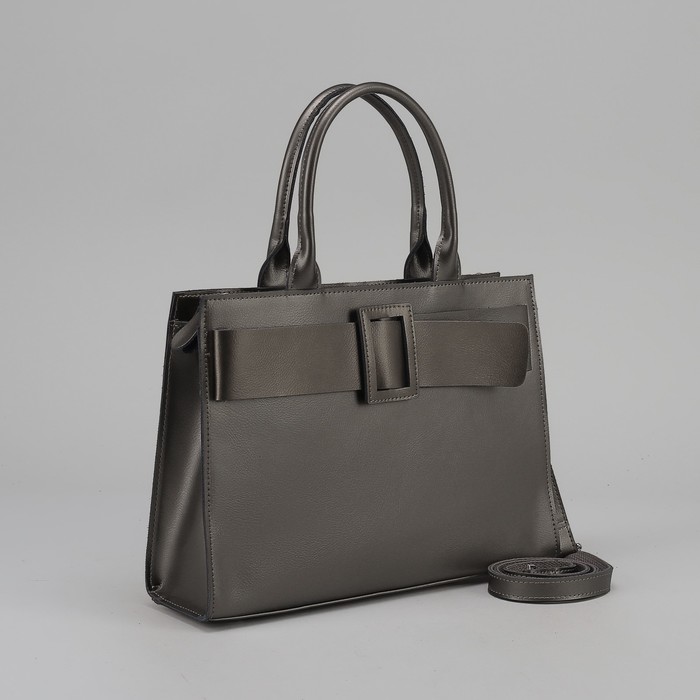 Сумка женская, отдел с перегородкой на молнии, наружный карман, длинный ремень, цвет серый перламутровый