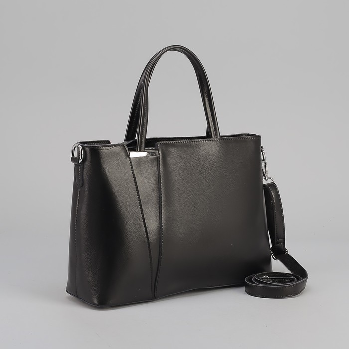 Сумка женская, отдел на молнии, наружный карман, длинный ремень, цвет чёрный