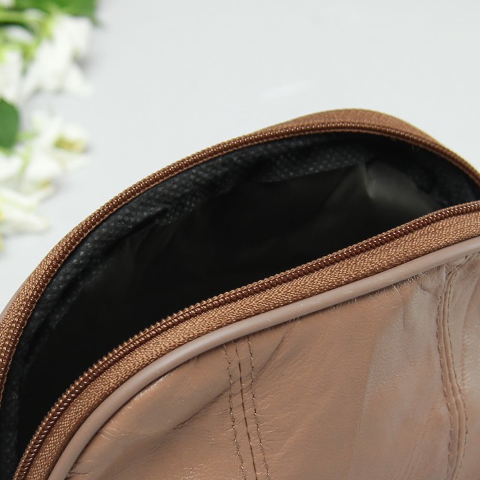 Косметичка простая, 1 отдел на молнии, цвет коричневый