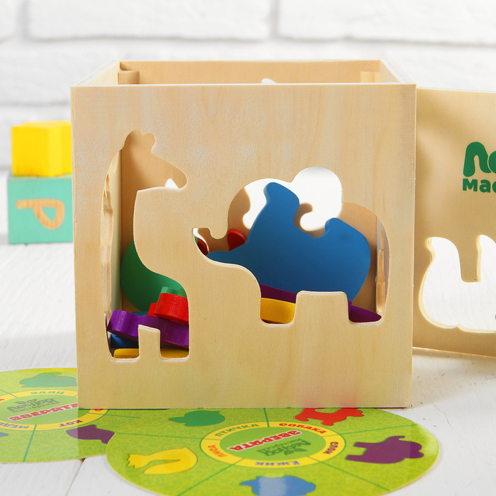 Сортер-бизикуб деревянный "Зверята" ( 10 деталей)