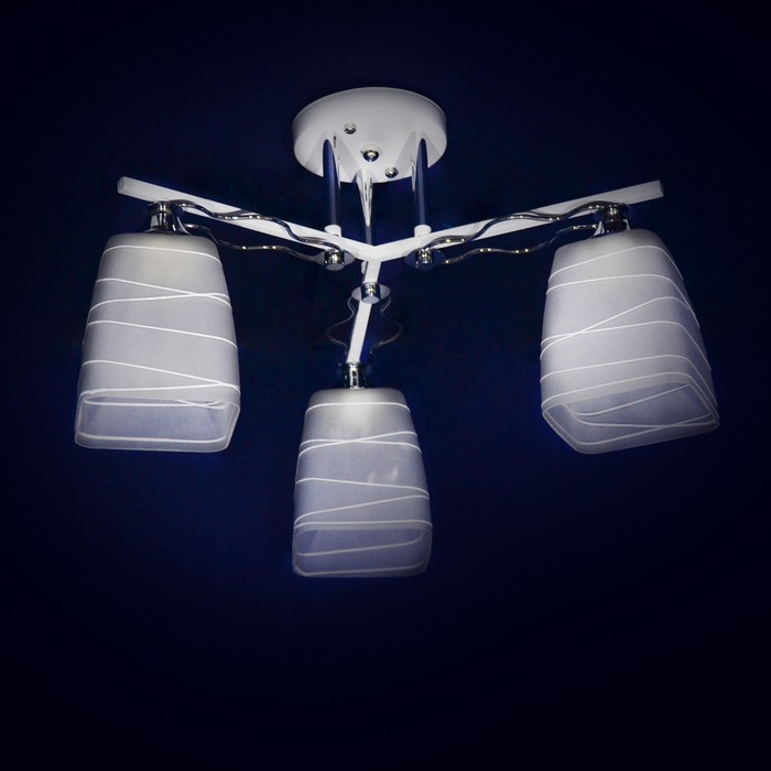 Люстра "Пелома" 3x40Вт Е27 серебро 49x49x32см