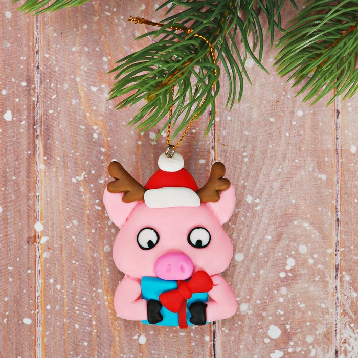 Подвеска на ёлку "Подарочек"