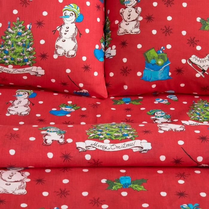 Постельное бельё 1,5 сп.Ла Марка Хоум рис. Новый год красный 147х210, 150х210, 70х70 2 шт. бязь 100 г/м, хл 100%
