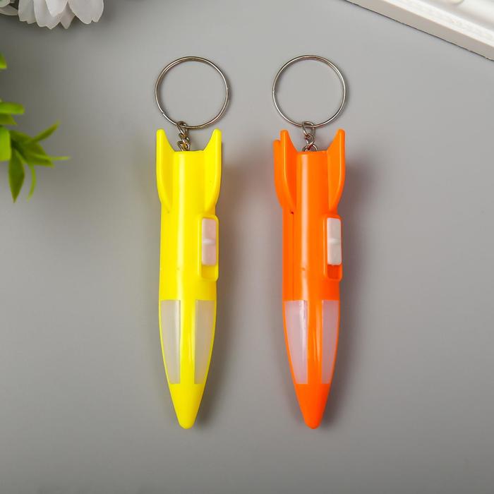 Фонарик свет на кольце "Ракета" мигает МИКС 8х2,2х2,2 см