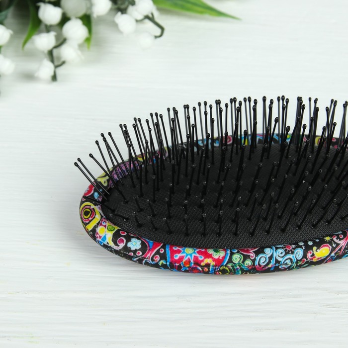 Расчёска массажная, овальная, цвет голубой/красный