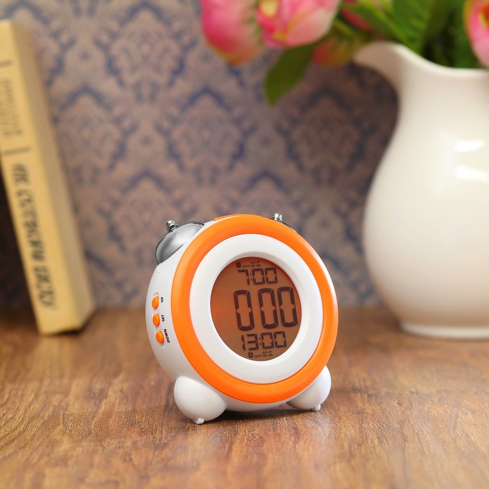 Электронные часы-будильник, подсветка, 2 будильника, дата, бат 3AАА, оранж-й, 7х11.5х10.5 см