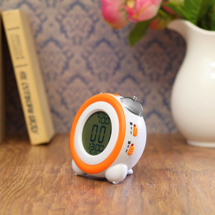 Электронные часы-будильник, подсветка, 2 будильника, дата, бат 3AАА, оранж-й, 7х11.5х10.5 см