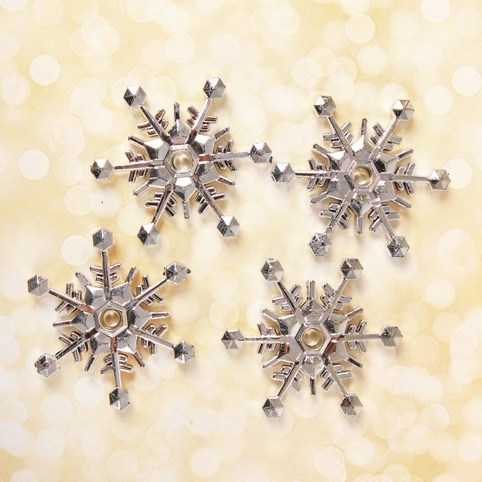 Основа для творчества и декора "Снежинка" набор 4 шт, размер 1 шт 5,2 см, цвет серебряный