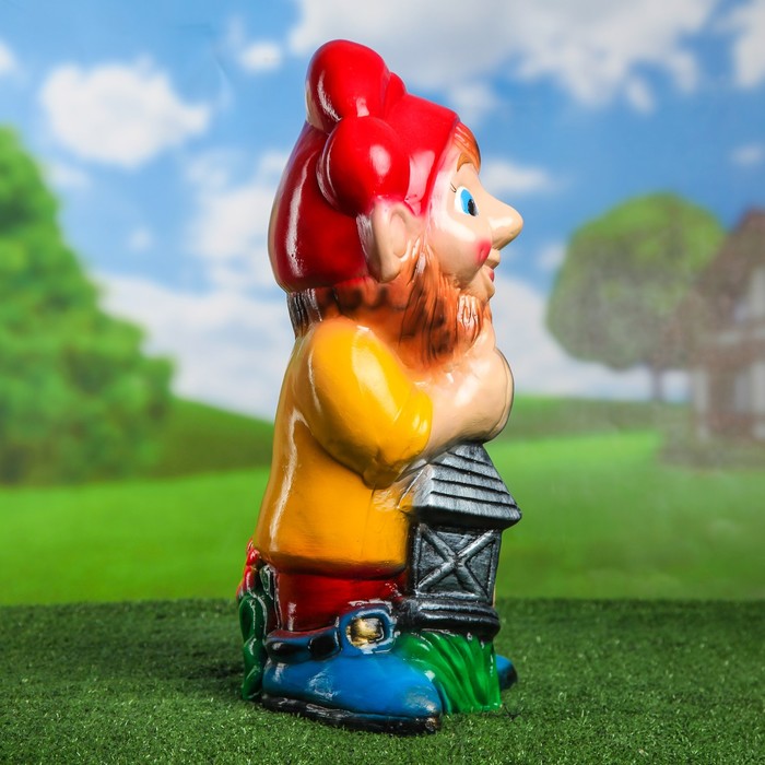 Садовая фигура "Гном с фонарем" 47 см микс