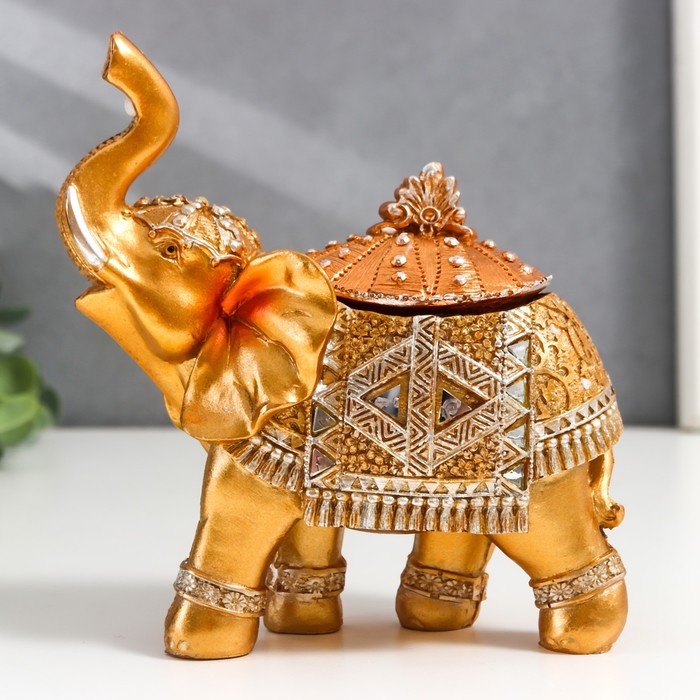 Шкатулка полистоун Золотой слон в зеркальной попоне 15х13,7х6,5 см