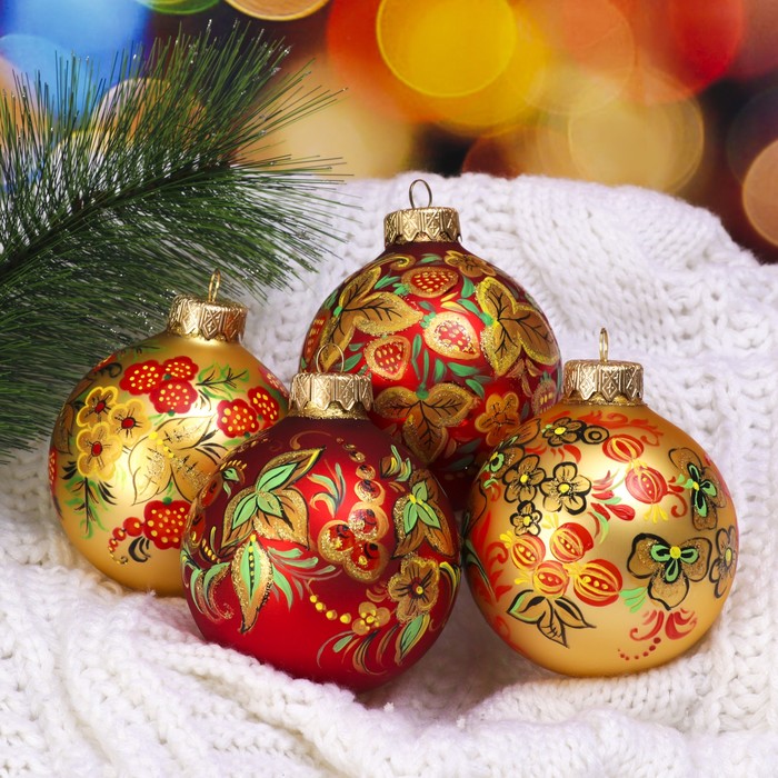 Набор ёлочных шаров ручной работы "Ягоды" в стиле хохолома" 4шт 8 см