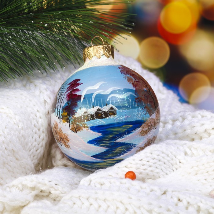 Ёлочный шар ручной работы  "Деревня у речки" 8 см