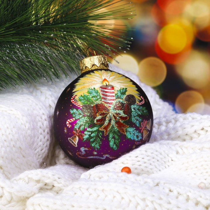 Ёлочный шар ручной работы  "Новогодняя свеча" 8 см