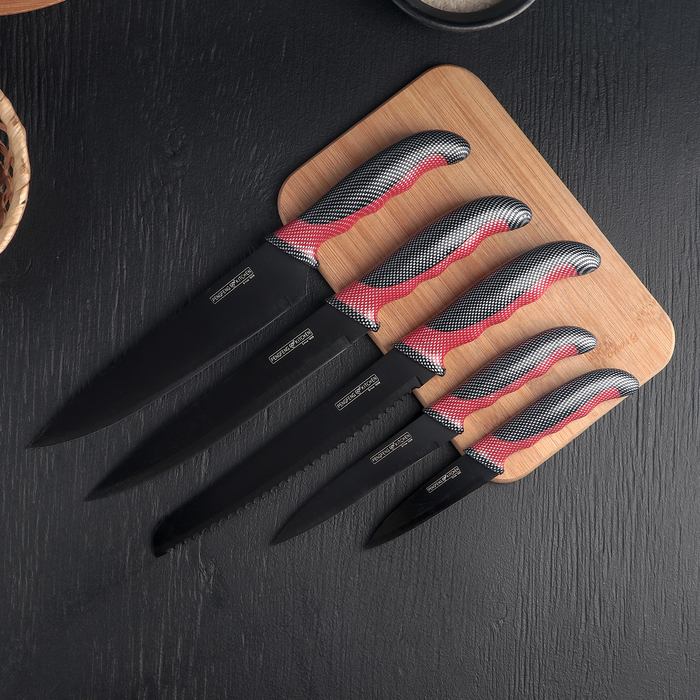 Набор кухонный "Каре", 5 ножей в подставке, лезвия 8/12,5/19,5/20/20, цвет красный