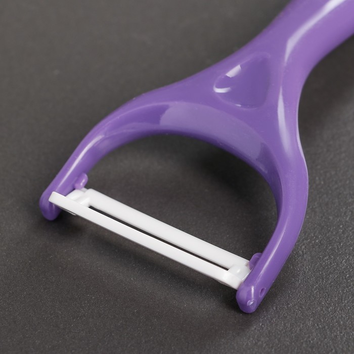 Набор кухонный "Каре", 3 предмета: 2 ножа лезвие 8,5/20 см, овощечистка, цвет фиолетовый