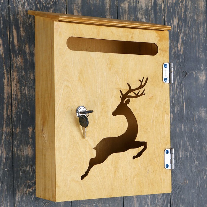 Почтовый ящик "Олень" орех, с замком, открывается на себя