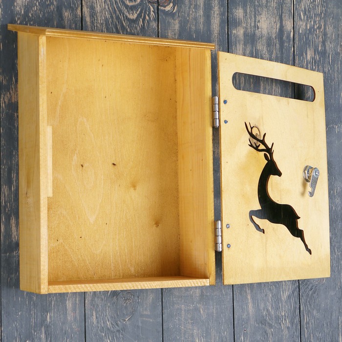 Почтовый ящик "Олень" орех, с замком, открывается на себя