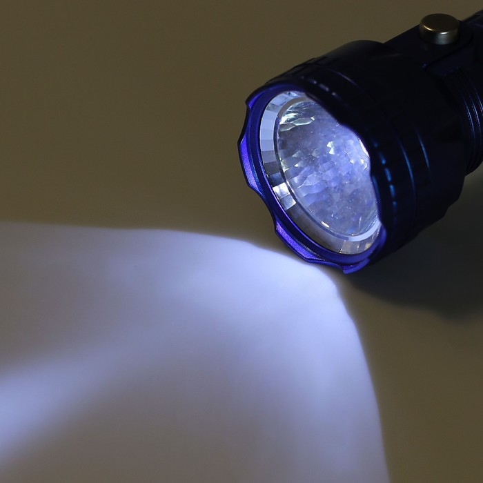 Фонарик 1 диод, на шнурке, 3 АА, микс, 6х6х13 см