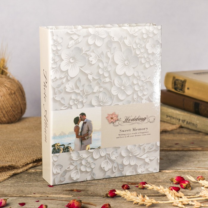 Фотоальбом на 200 фото 10х15 см "Свадьба. Белые цветы" 23х18х5,5 см