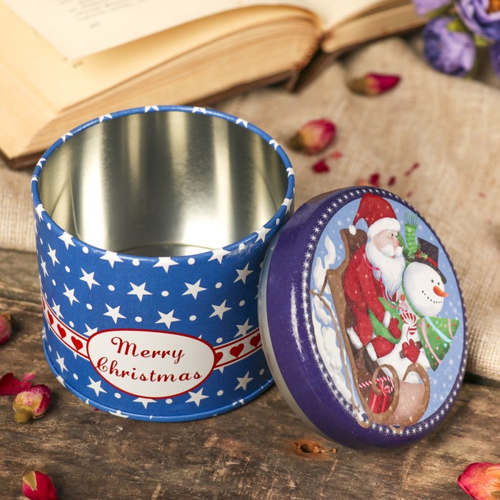 Шкатулка металл "Дед Мороз и снеговик в санях" 8,2х8,6х8,6 см