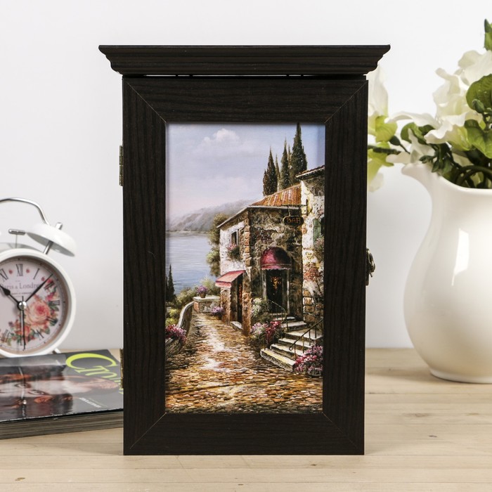 Ключница "Уличное кафе" венге 18х30х6 см