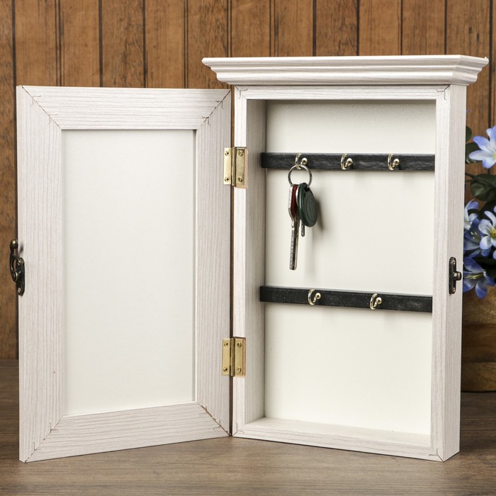 Ключница "Река" молочный дуб 18х30х6 см