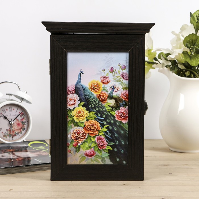 Ключница "Павлины в цветах" венге 18х30х6 см