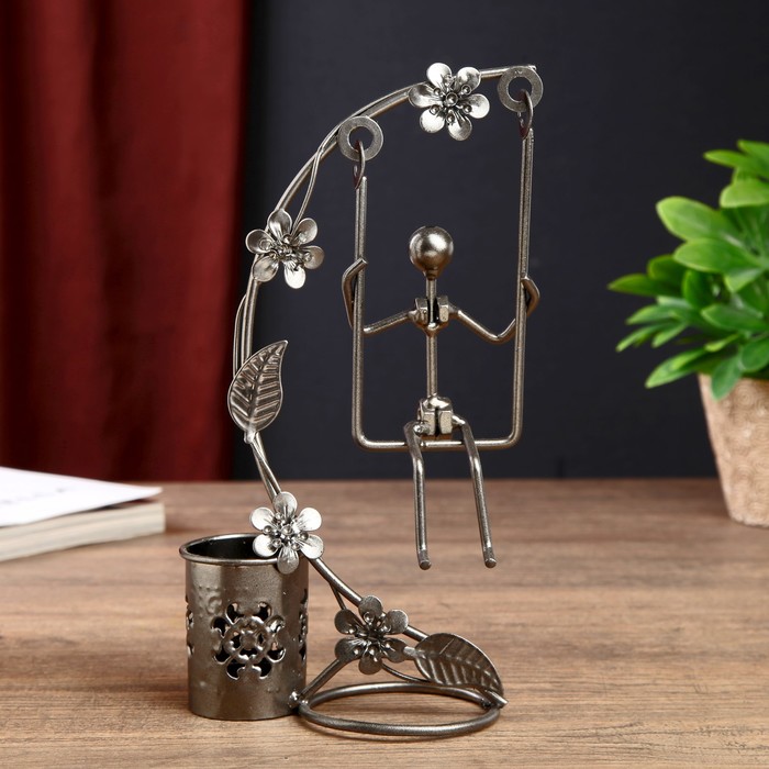 Сувенир металл карандашница "На качелях" 21,5х12х7,5 см