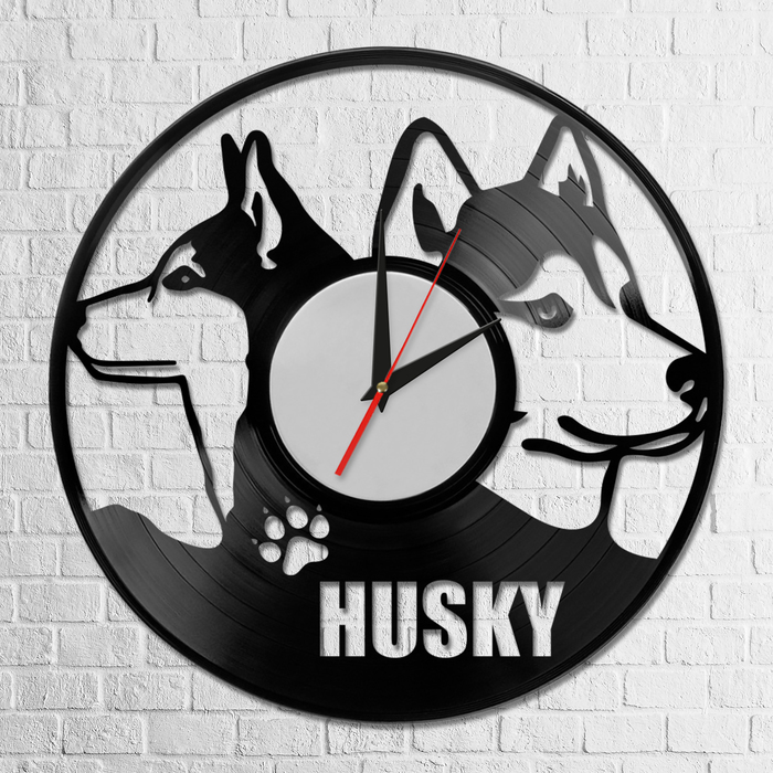 Часы из виниловой пластинки "Хаски"