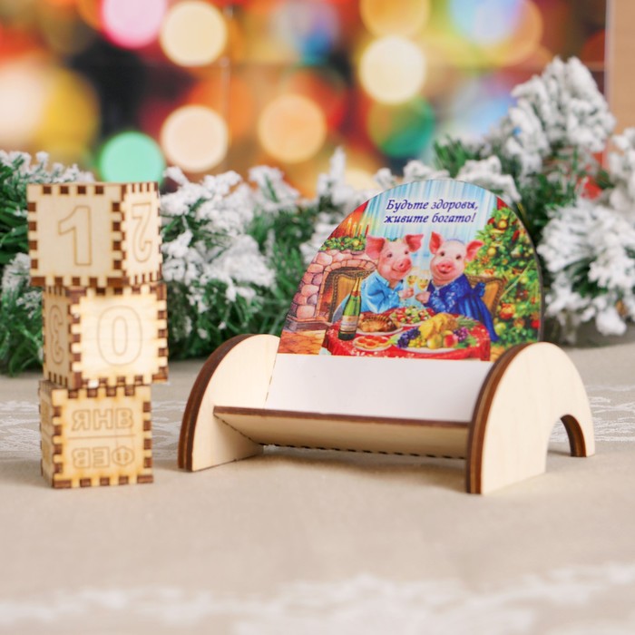 Вечный календарь «Хрюши за столом», 10,5×10×5 см