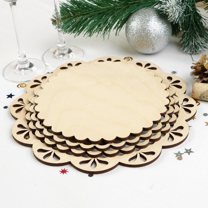 Поднос «Хрюши под ёлкой», D = 24 см