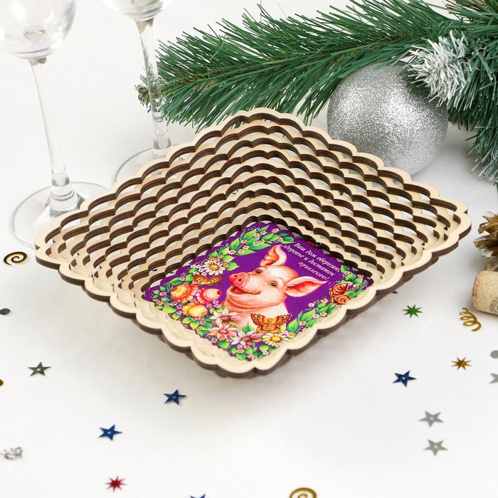 Сухарница «Свинка», ваш дом оберегаю!, 17,5×17,5×4 см