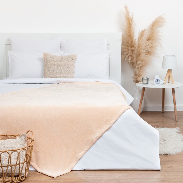 Плед "Этель" с бомбошками, бежевый, р-р 130х180 см, 100% П/Э, велсофт