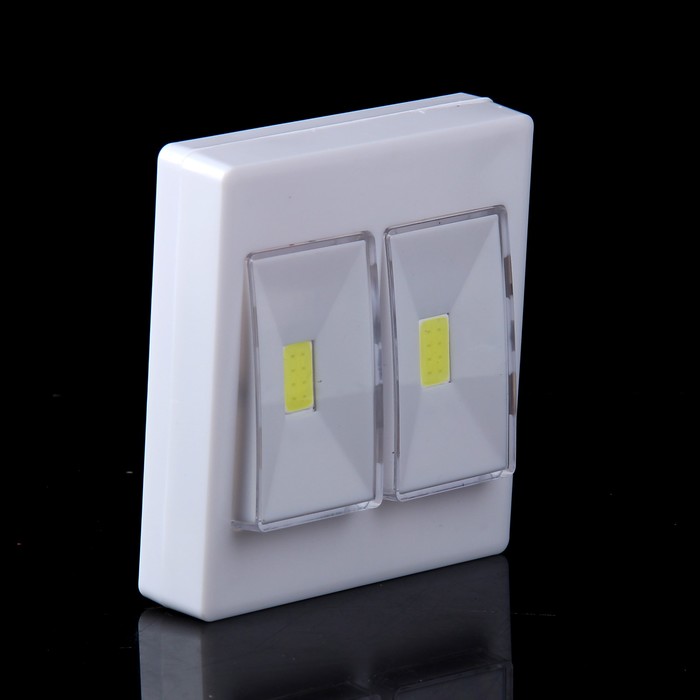 Ночник пластик "Включатель двойной" LED 3ААА 9х3х10