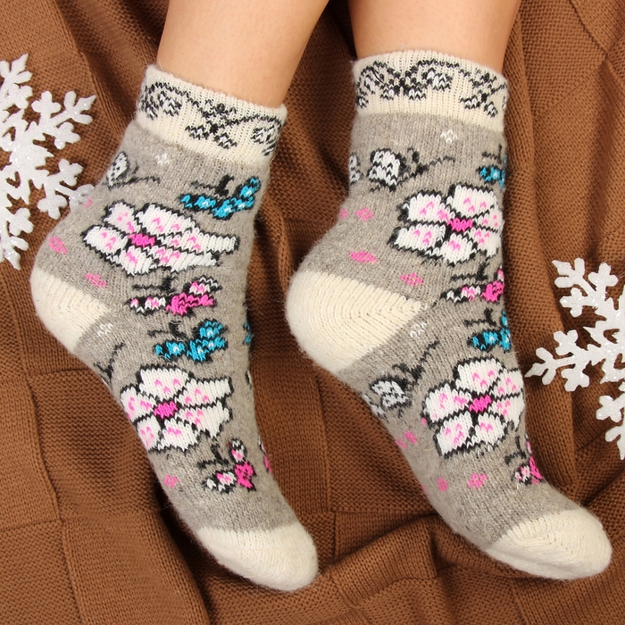 Носки женские шерстяные "Цветок с мотыльком", цвет серый, размер 25