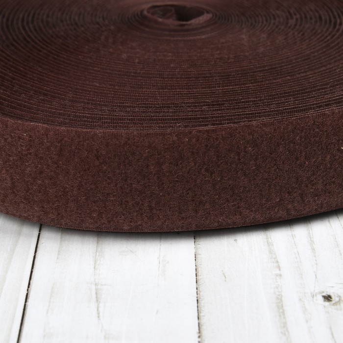 Липучка, ширина 40мм, 25±1м , цвет коричневый