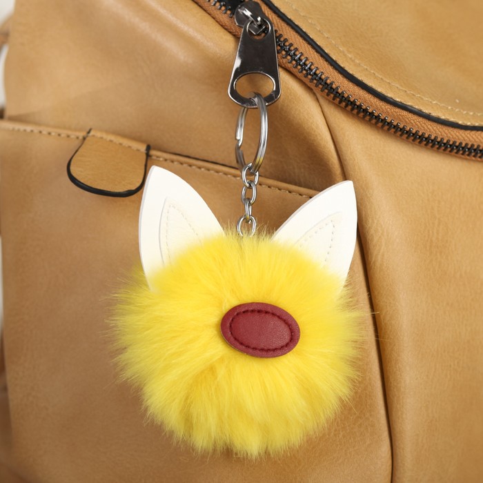 Пушистик на кольце "Зайка" жёлтый 8х8х8 см