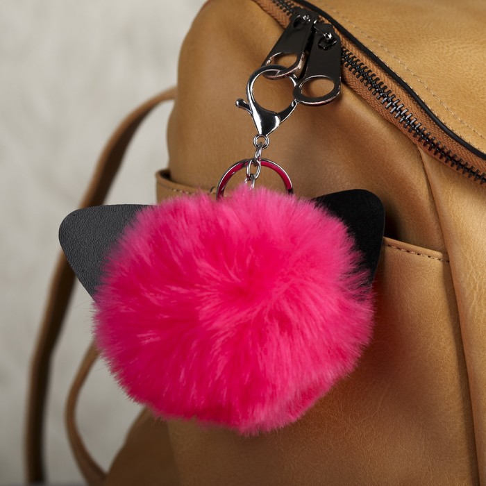 Пушистик на кольце "Котик с золотыми усиками и ушками" МИКС d=10 см