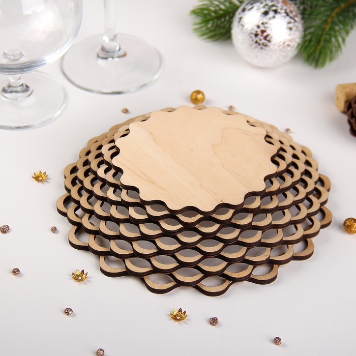 Сухарница «Свинки», хохлома, 19,5×19,5×4 см