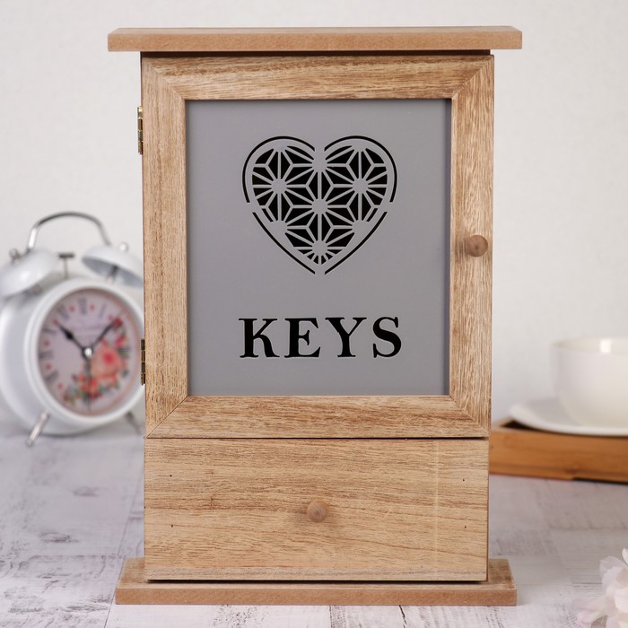 Ключница дерево 6 крючков с ящичком "Ключи от сердца" 29,8х21х8 см