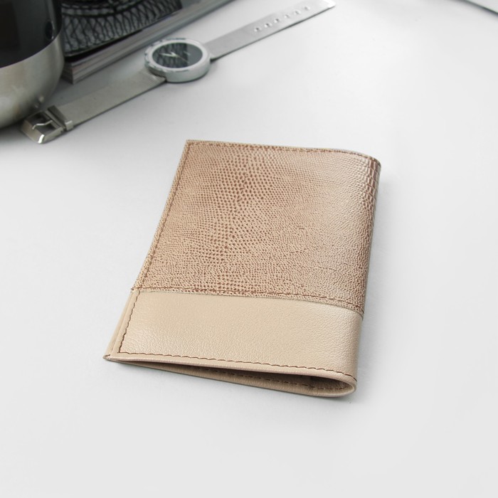 Обложка для паспорта, 4 кармана для карт, игуана/флотер, цвет бежевый